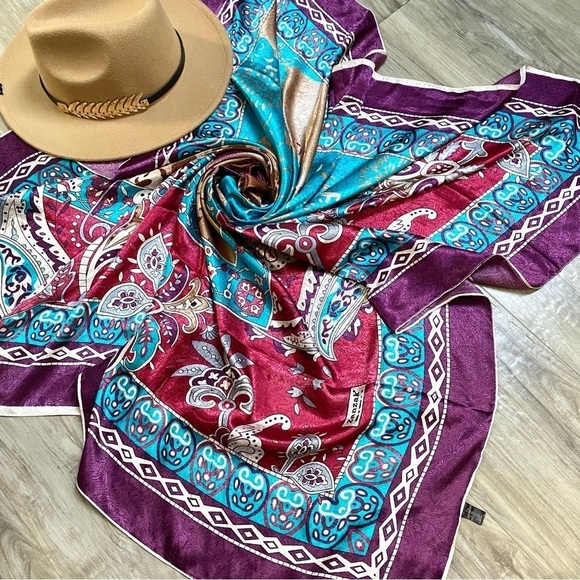 Made in TURKEY beautiful boho paisley floral scarf/body wrap w Gypsy vibe - Picture 7 of 9